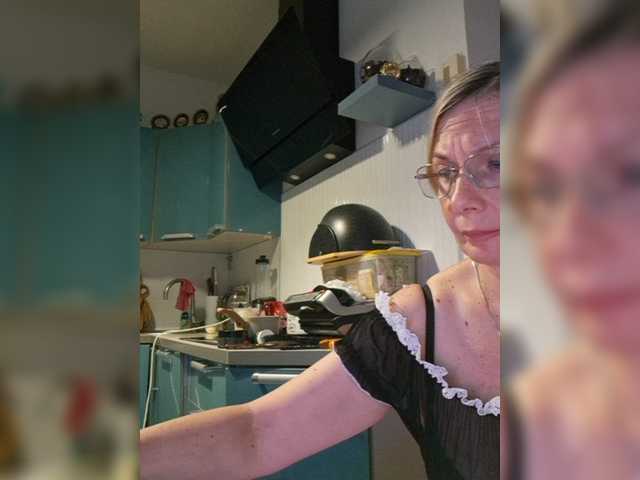 ShiningMILF