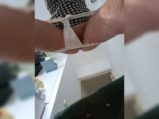 ShiningMILF live cam on BongaCams