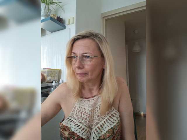 ShiningMILF