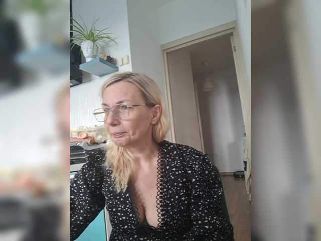 ShiningMILF