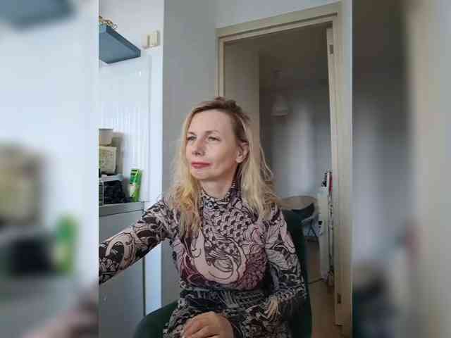 ShiningMILF