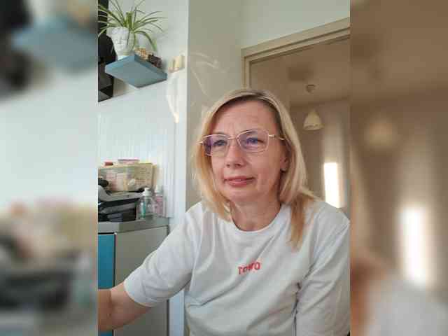 ShiningMILF