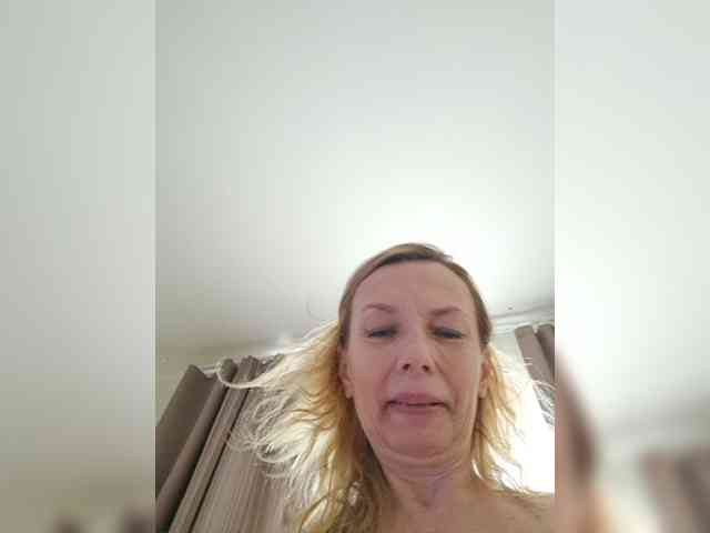 ShiningMILF