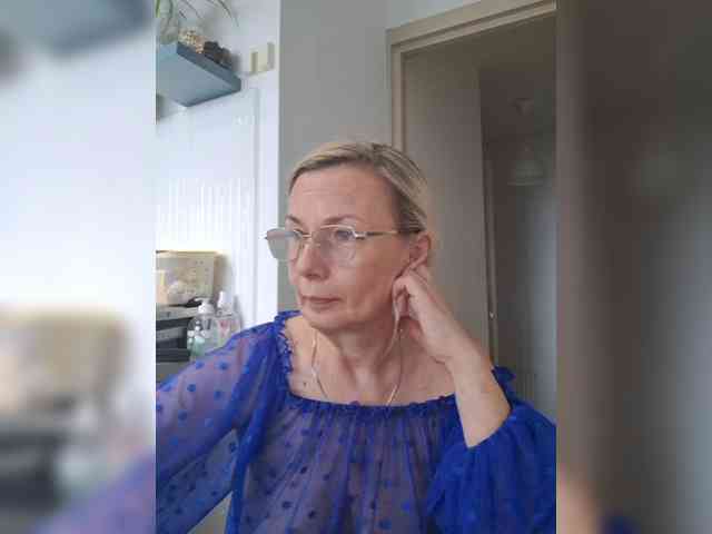 ShiningMILF