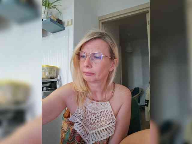 ShiningMILF