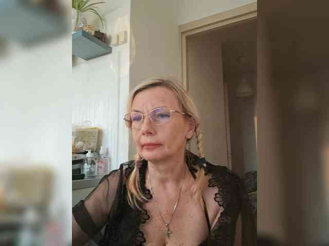 ShiningMILF