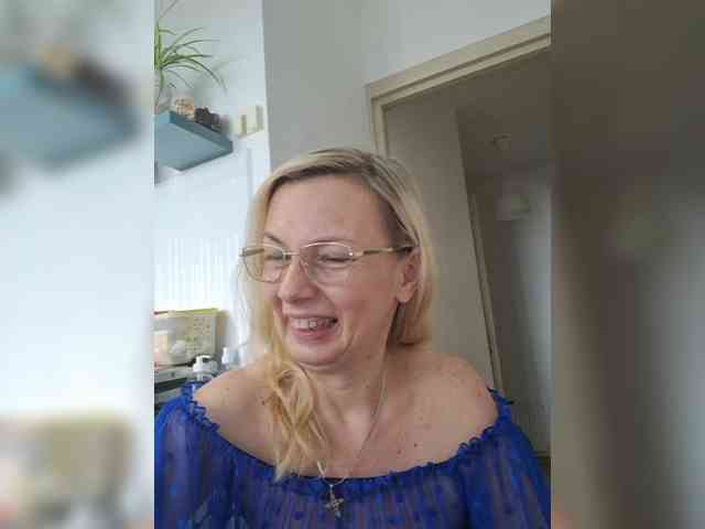 ShiningMILF