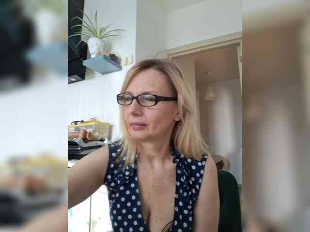 ShiningMILF