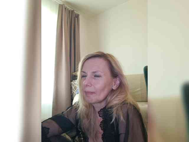 ShiningMILF