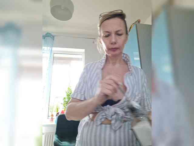 ShiningMILF ShiningMILF