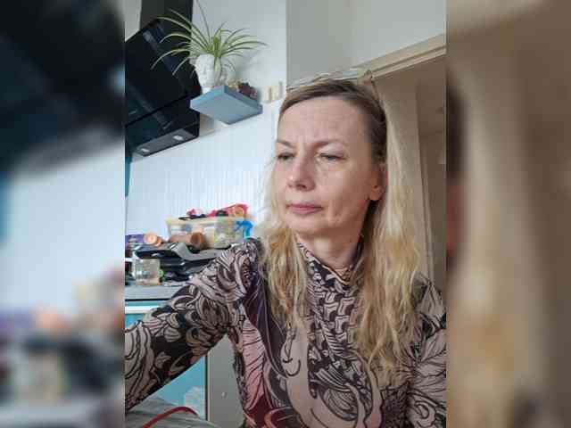 ShiningMILF Sex Cam Show
