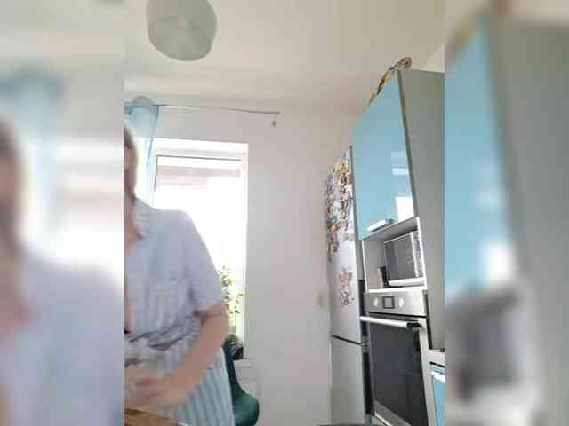 ShiningMILF webcam