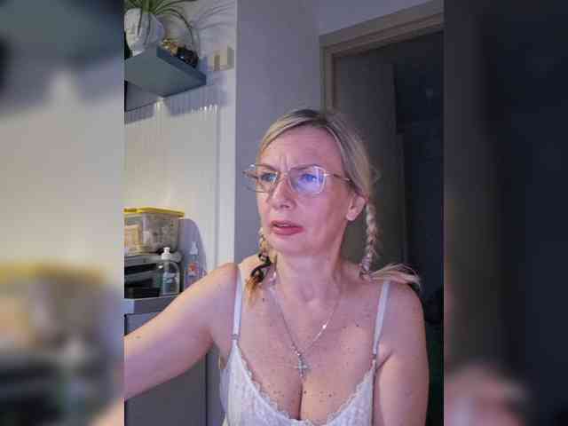 ShiningMILF