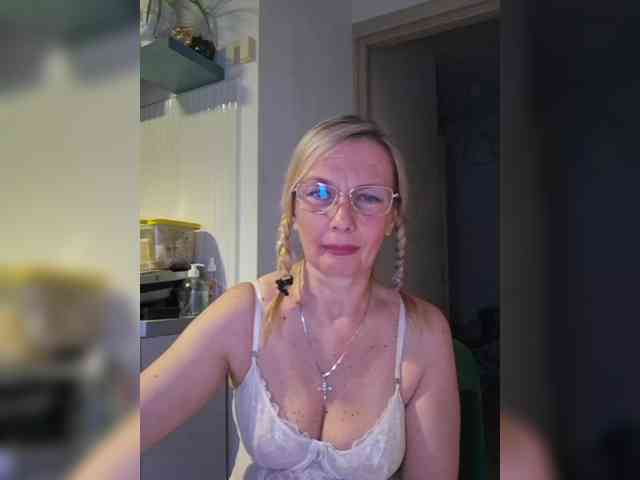 ShiningMILF