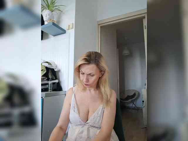 ShiningMILF