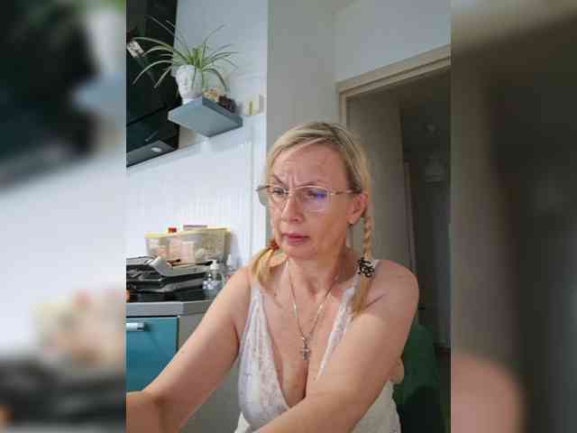 ShiningMILF
