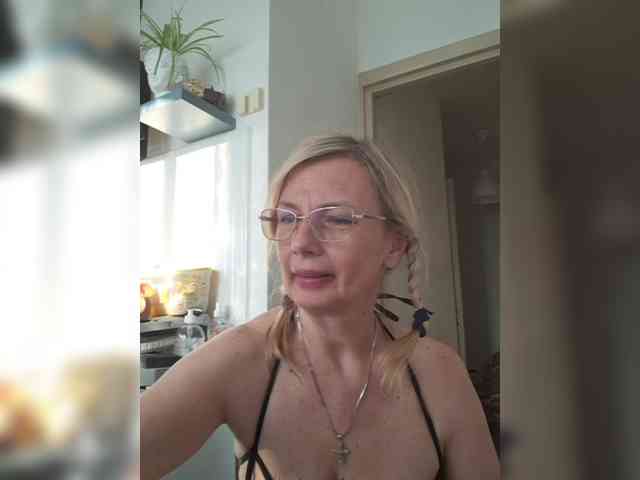 shiningmilf's live room