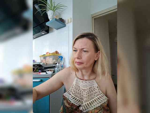 ShiningMILF Sex Cam Show