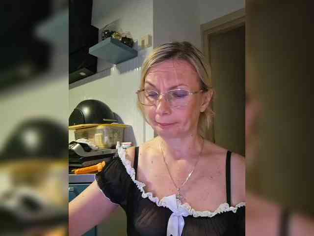 ShiningMILF ShiningMILF