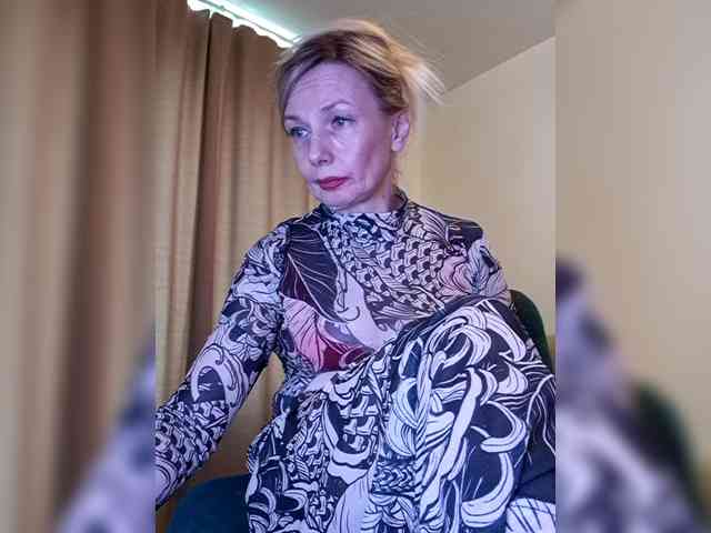 ShiningMILF webcam