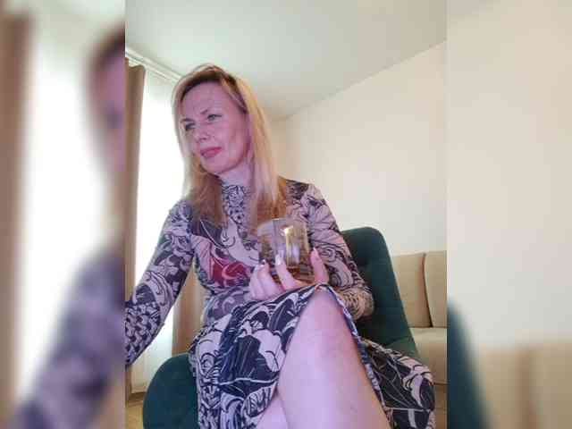 ShiningMILF ShiningMILF