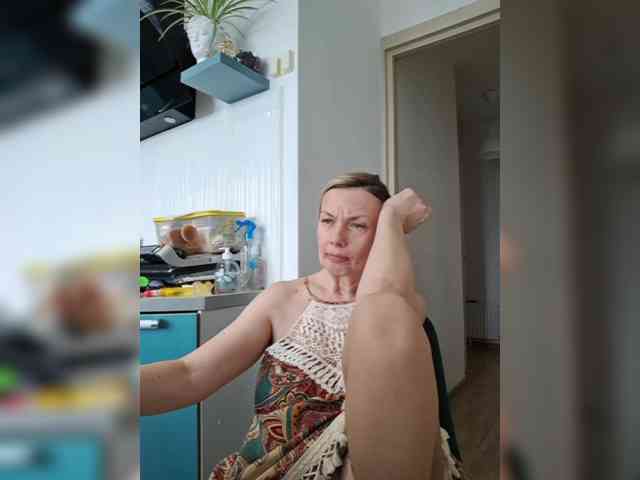 ShiningMILF webcam