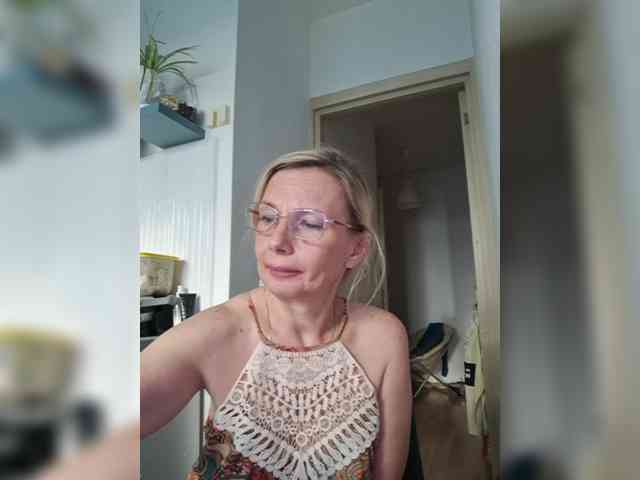 ShiningMILF