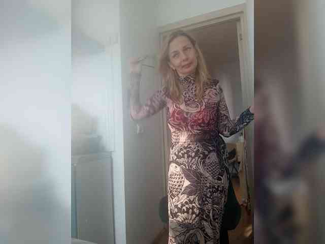 ShiningMILF webcam