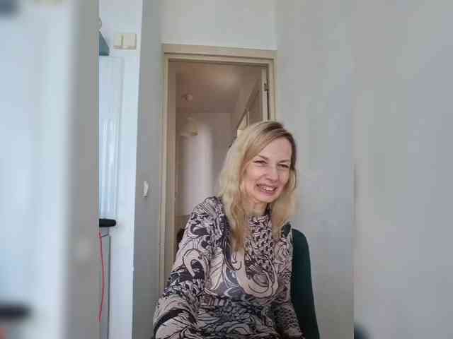ShiningMILF