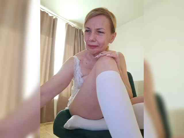 ShiningMILF ShiningMILF