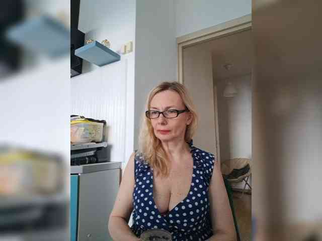 ShiningMILF