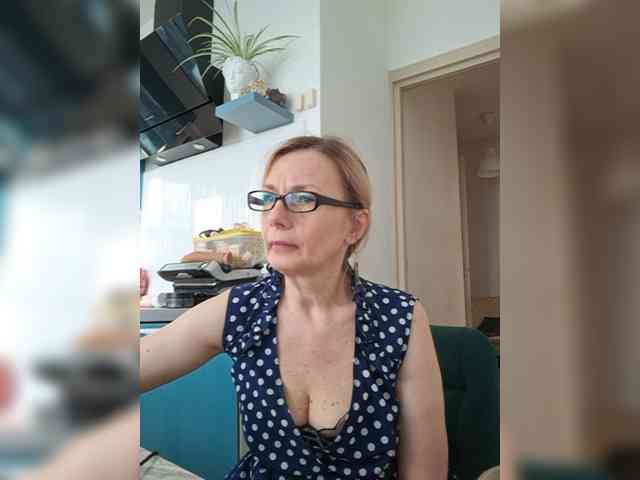 ShiningMILF
