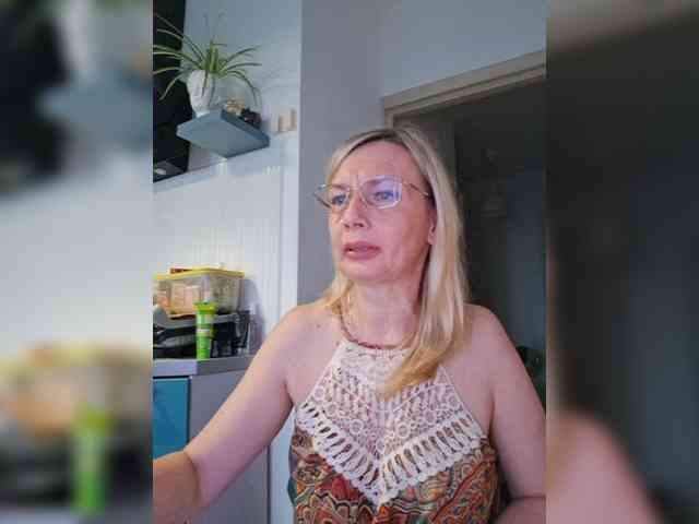 ShiningMILF