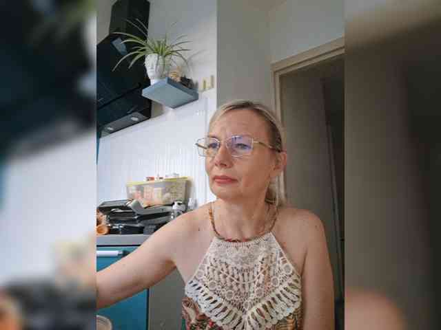 ShiningMILF