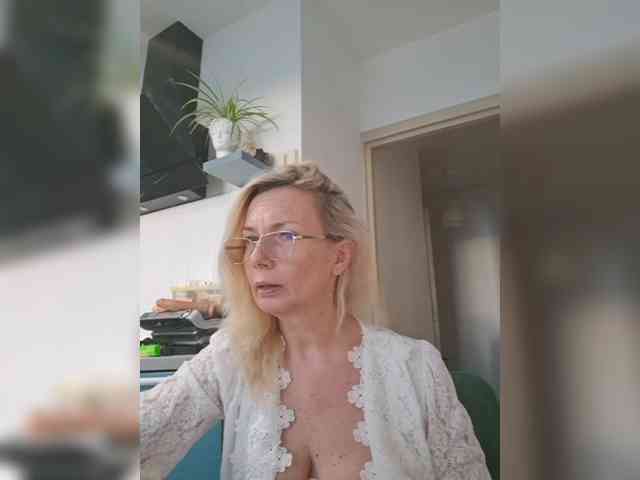 ShiningMILF