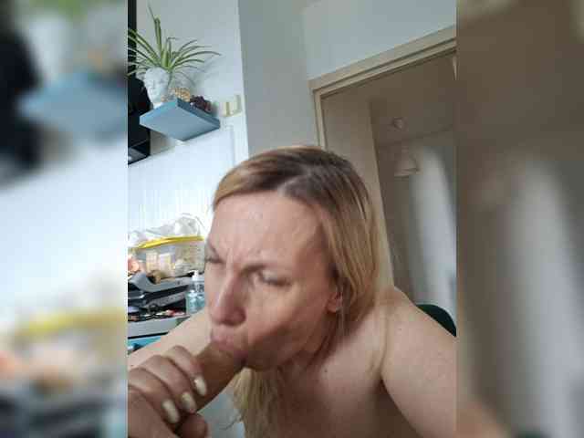 ShiningMILF Sex Cam Show