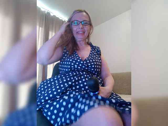 ShiningMILF webcam