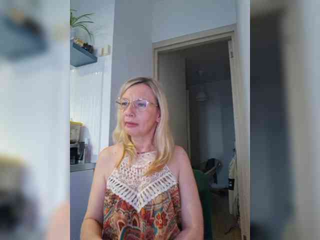 ShiningMILF