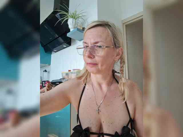 ShiningMILF
