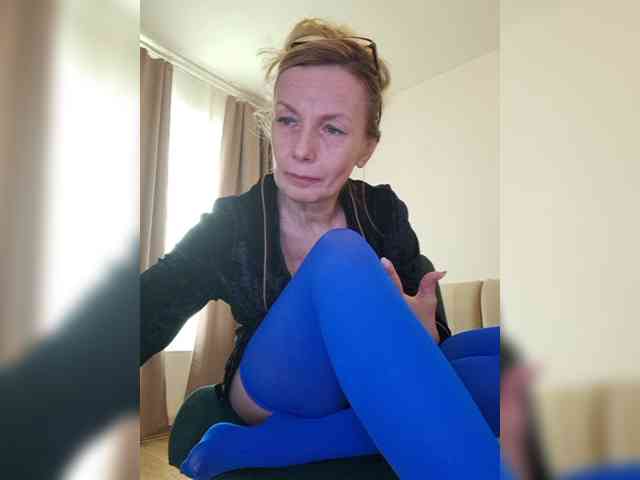 ShiningMILF webcam