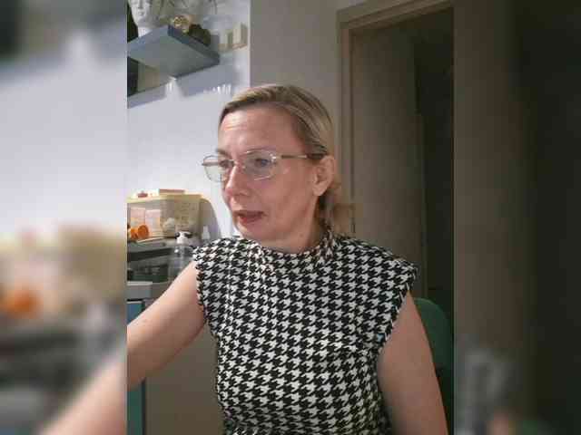 ShiningMILF
