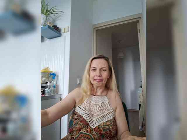 ShiningMILF Sex Cam Show