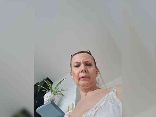 ShiningMILF