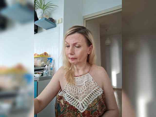 ShiningMILF Sex Cam Show