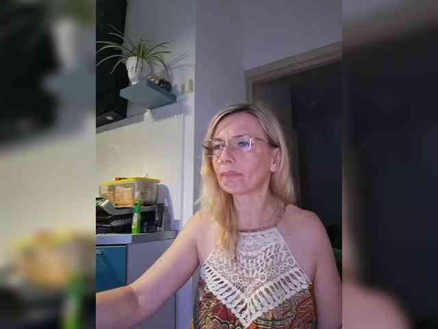 ShiningMILF