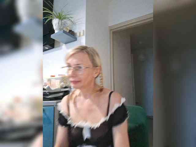 ShiningMILF ShiningMILF