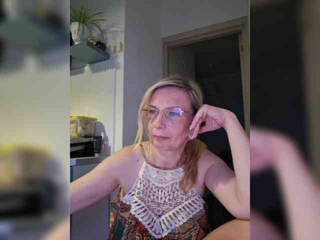 ShiningMILF