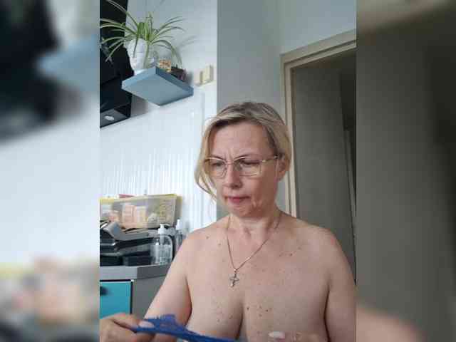 ShiningMILF webcam