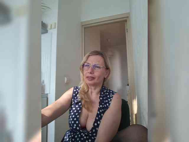 ShiningMILF