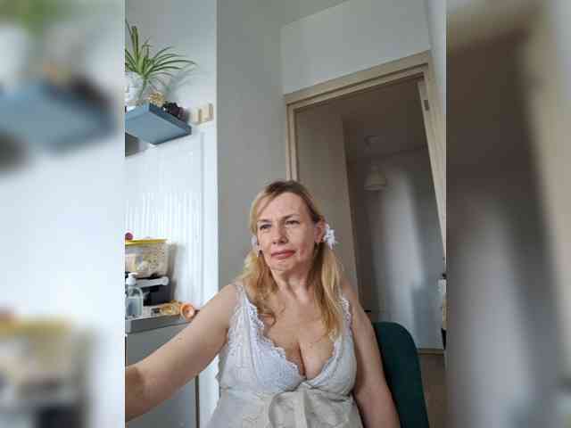 ShiningMILF ShiningMILF